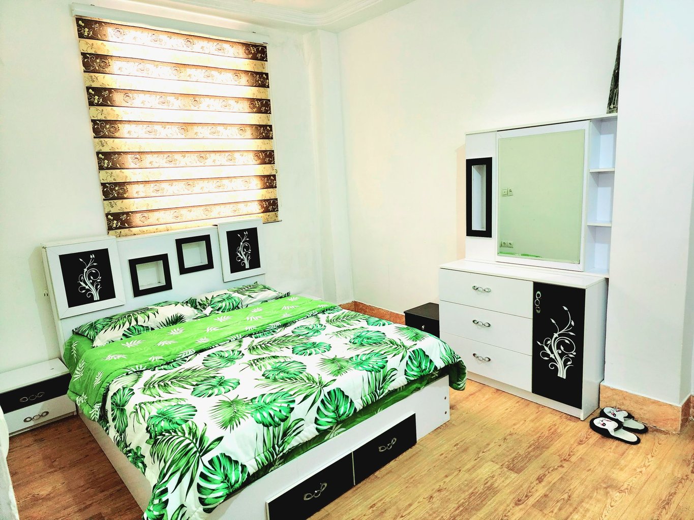 آپارتمان دوخوابه آریا - واحد 4