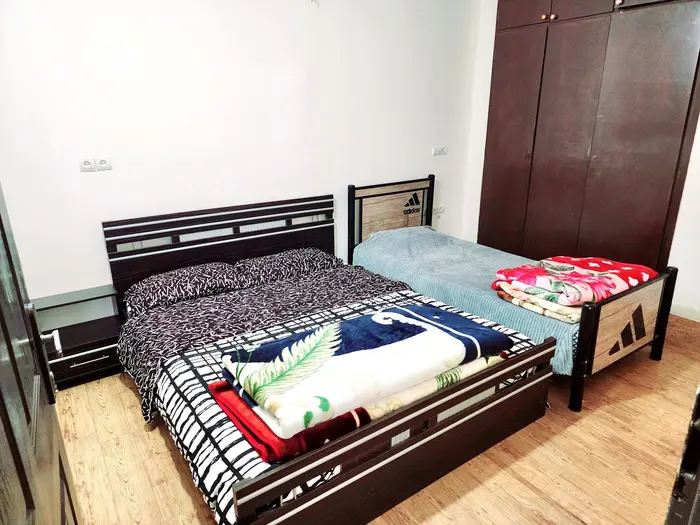 آپارتمان دوخوابه آریا - واحد 4 - اتاق شماره یک.سه تخت خواب