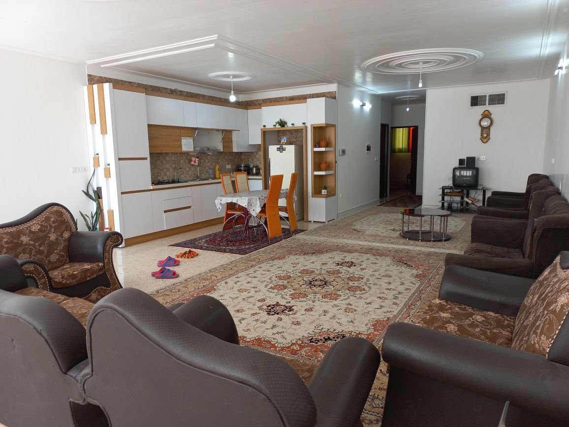 آپارتمان دوخوابه سایه روشن