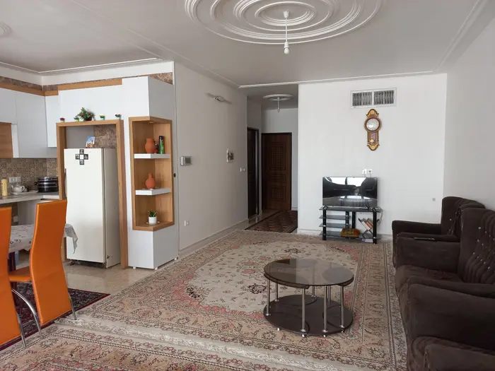 آپارتمان دوخوابه سایه روشن