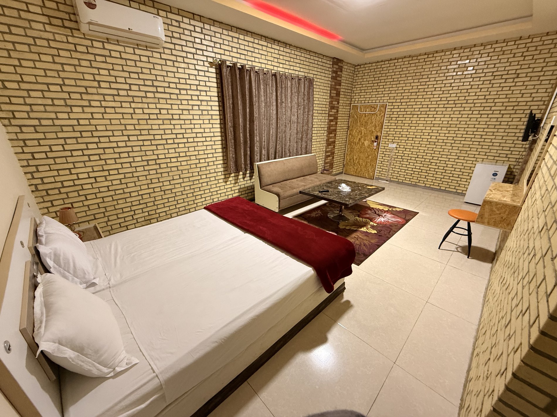 مجتمع اقامتی نارنج سرا - واحد ۱۰۴