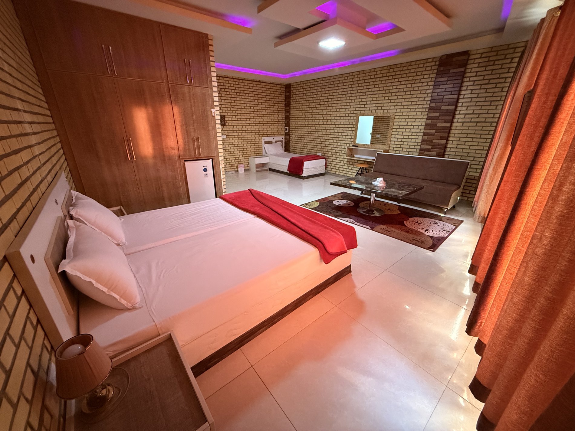 مجتمع اقامتی نارنج سرا - واحد ۲۰۵