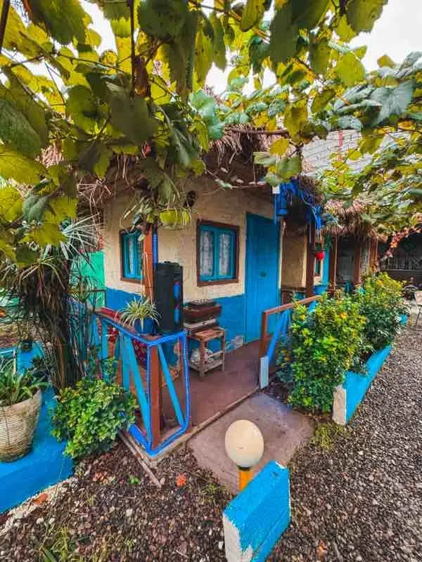 بوم گردی کلوش سر - واحد ۴ - انتخاب عنوان تصویر