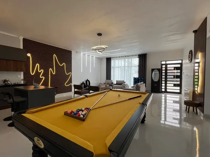 ویلا دوخوابه استخردار آبگرم ژیــگِــس