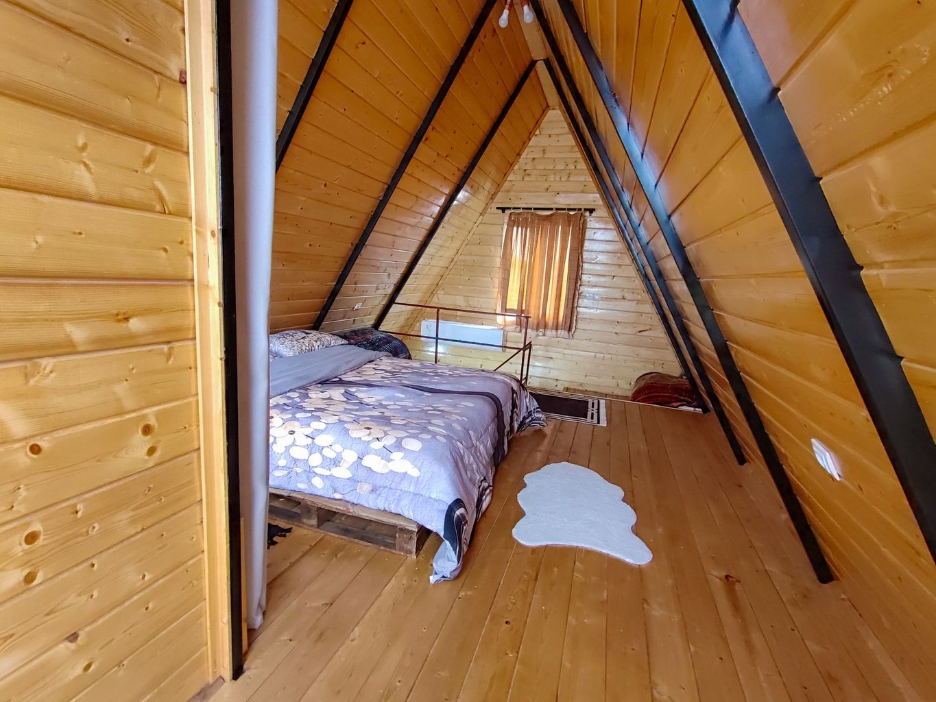 یک خوابه ساحلی نیما 1