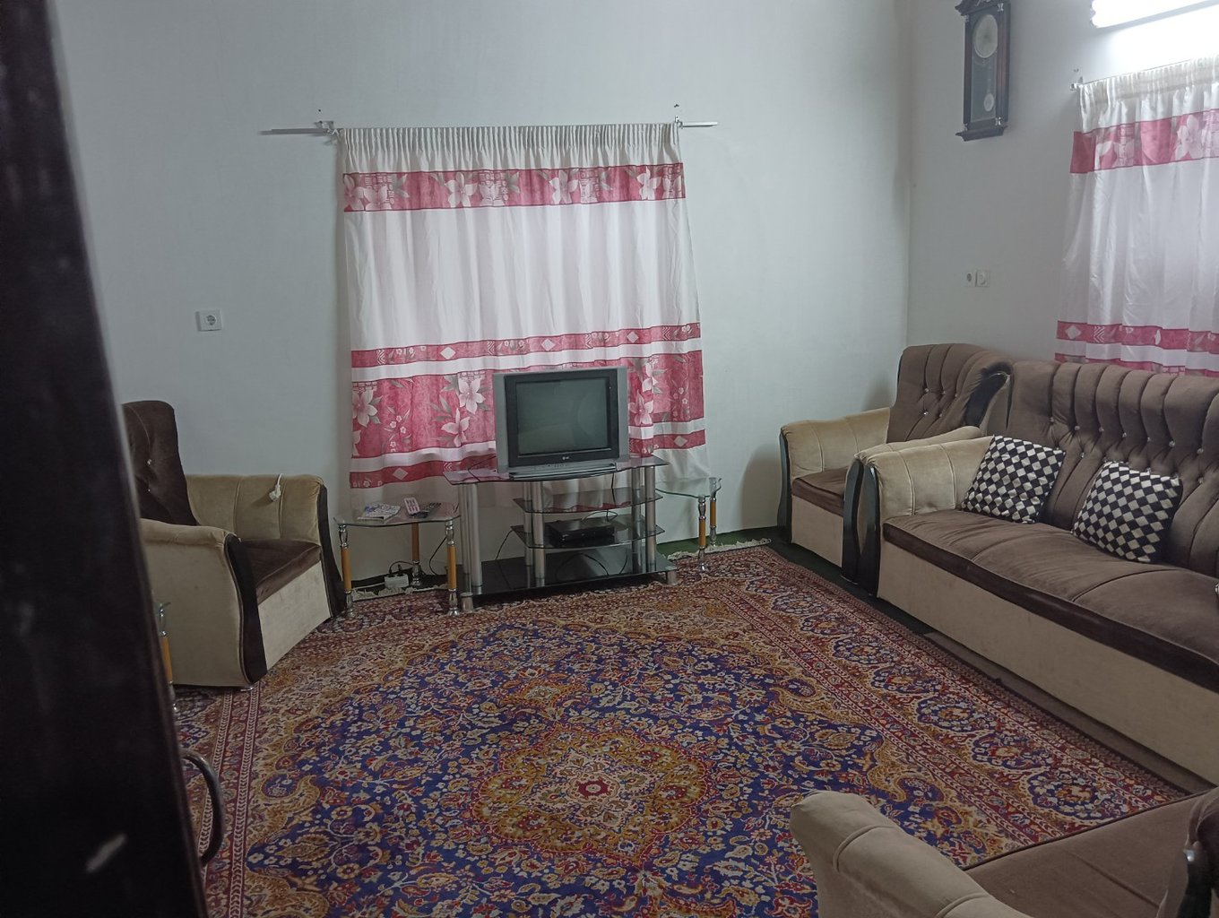 کلبه یک خوابه داج لیری