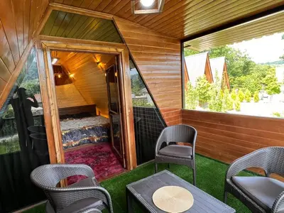 کلبه یک خوابه سوئیسی برکه ۶