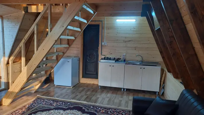 کلبه یک خوابه سوئیسی برکه ۶