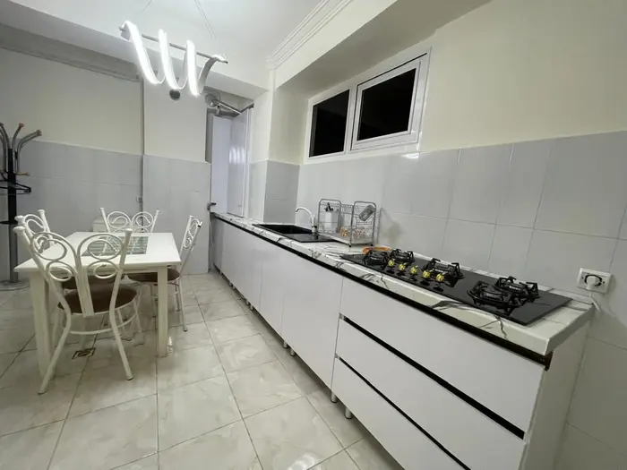 آپارتمان دوخوابه ايسان ٢