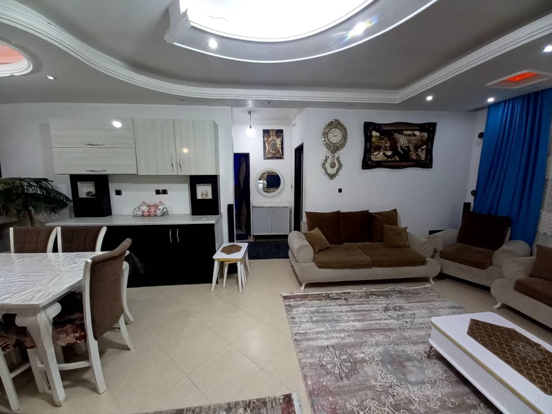 آپارتمان دوخوابه حیرتی