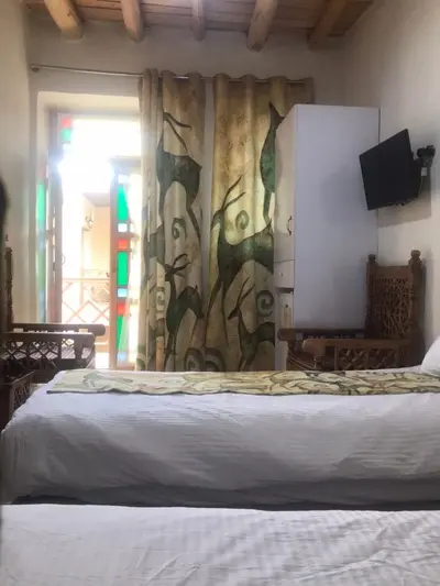 بومگردی ددمان - اتاق دو تخته تویین مارال(طبقه بالا)