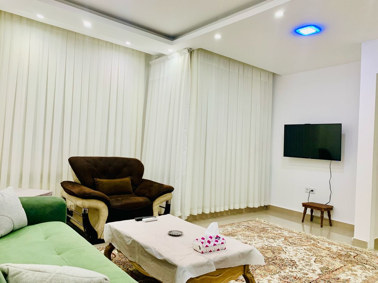 سوئیت یک خوابه ماموت - واحد 6