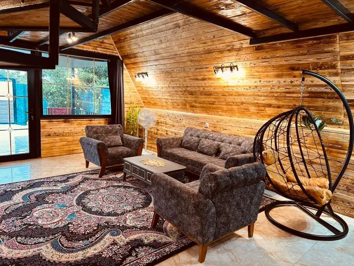 کلبه یک خوابه سوئیسی جکوزی دار رز