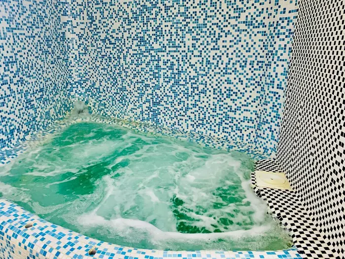 سوئیت یک خوابه ماموت - واحد 6