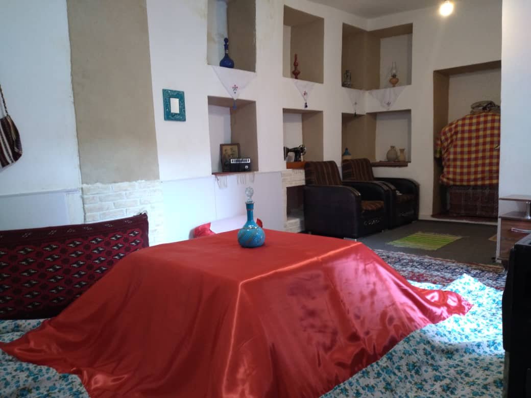 بوم گردی عمارت صدر - واحد رز