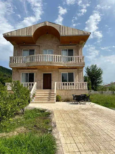 ویلا سه خوابه دامنه کوه