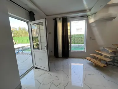 ویلا دوخوابه استخردار آبگرم آقاجانی