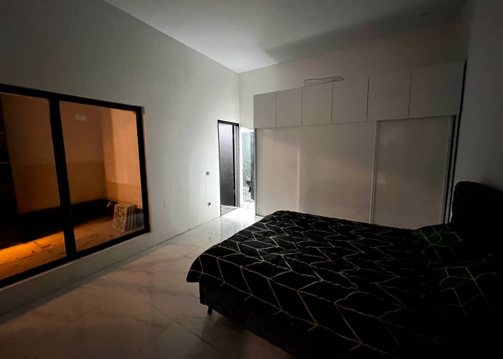 سه خوابه استخردار نخل 2