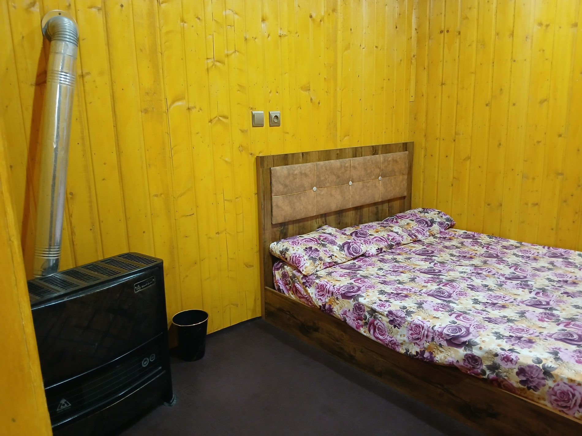 کلبه دوخوابه ارشیا مرکیه