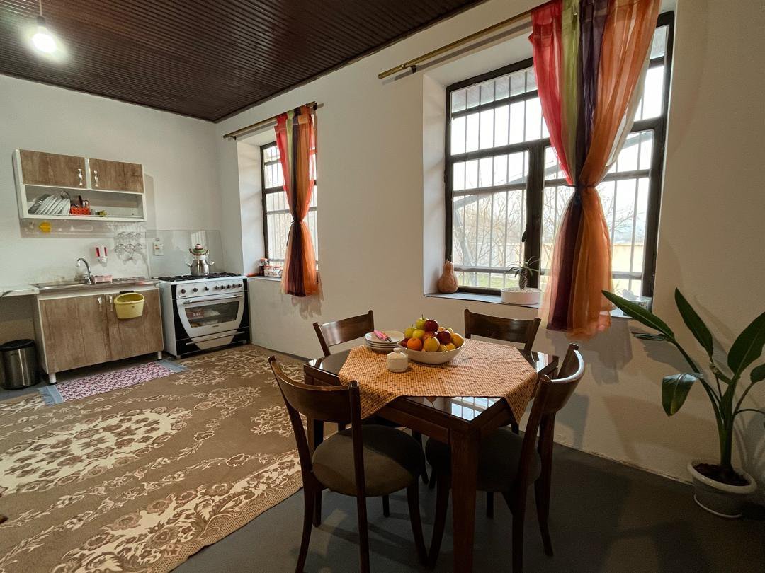 بومگردی زمانه - واحد مهتاب