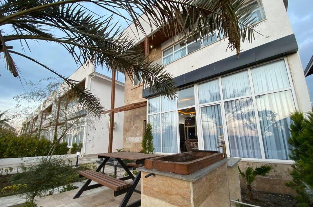 ویلا سه خوابه استخردار بحری لند 1