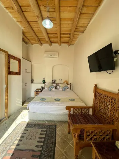 بومگردی ددمان - اتاق دوتخته نمکی(طبقه بالا)