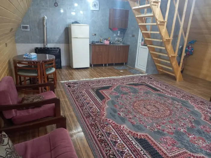 کلبه یک خوابه سوئیسی باران