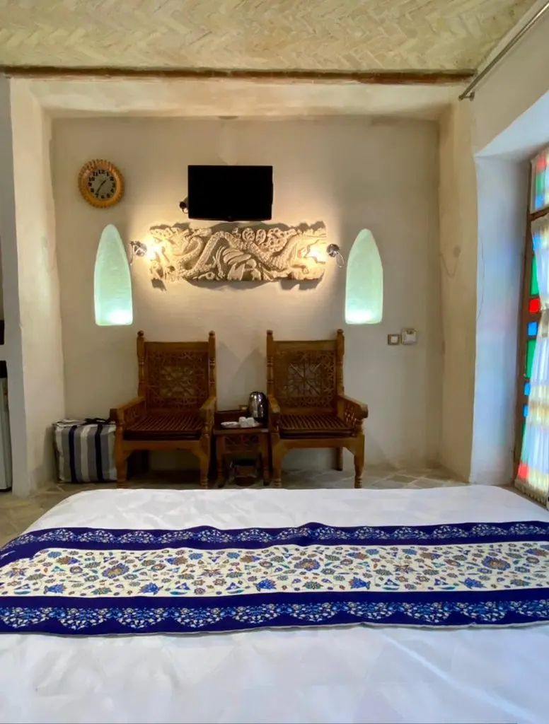 بوم گردی ددمان - اتاق سه تخته داش کسن(طبقه بالا)