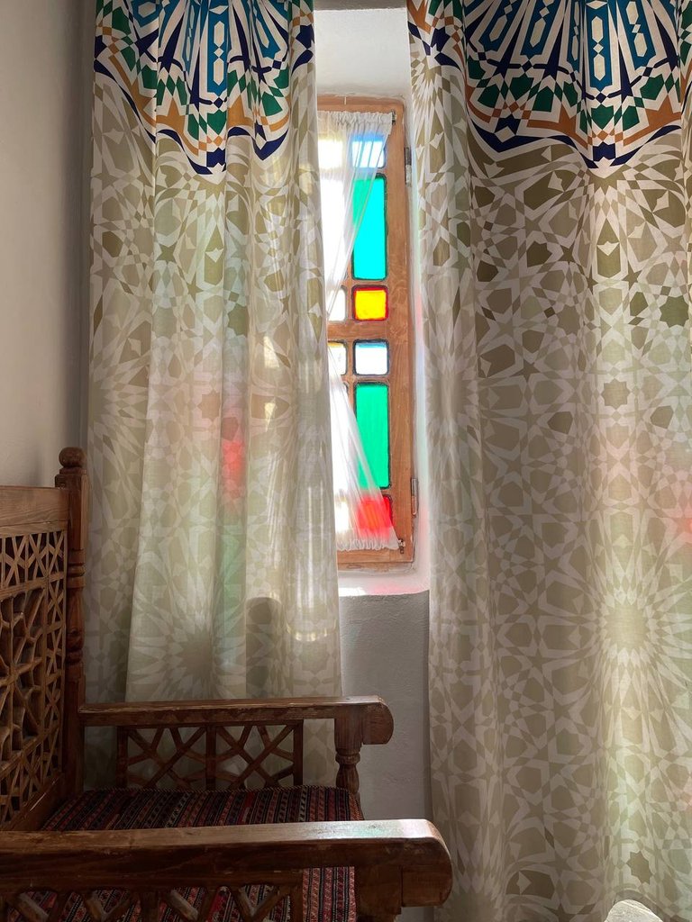 ددمان - اتاق دوتخته نمکی(طبقه بالا)