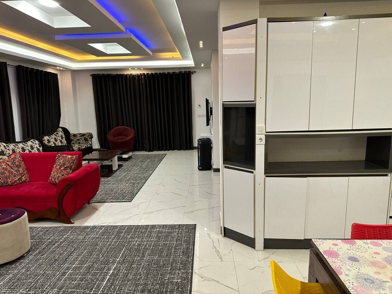 ویلا چهارخوابه استخردار آبگرم تیرنیا 4