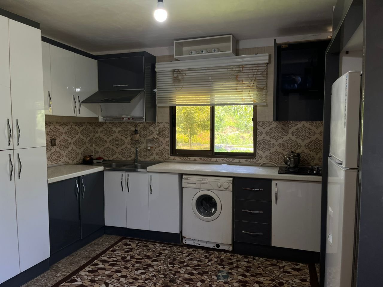 ویلا دوخوابه جنگلی قصر - آشپزخانه