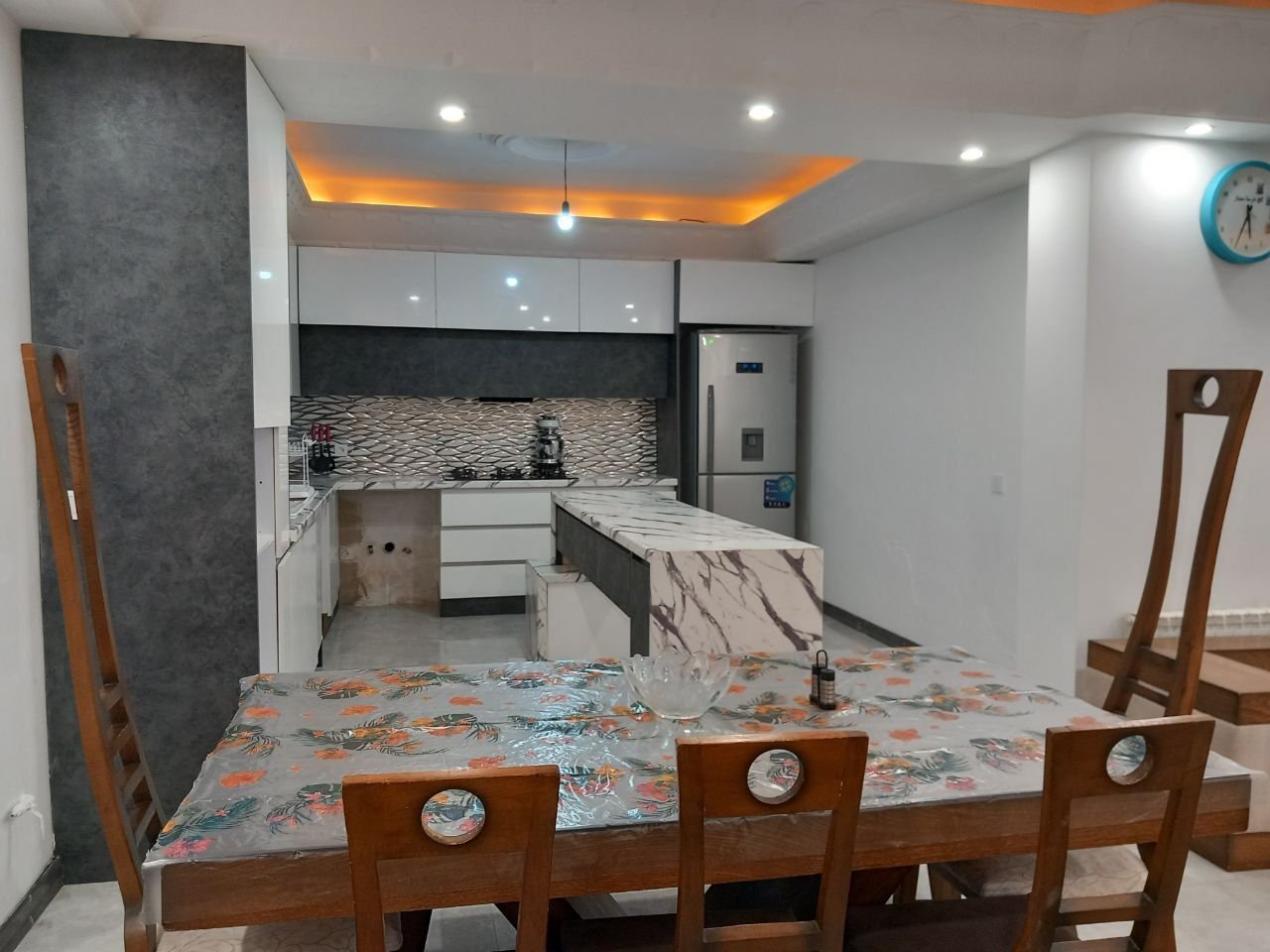 ویلا سه خوابه استخردار آبگرم ارمغان