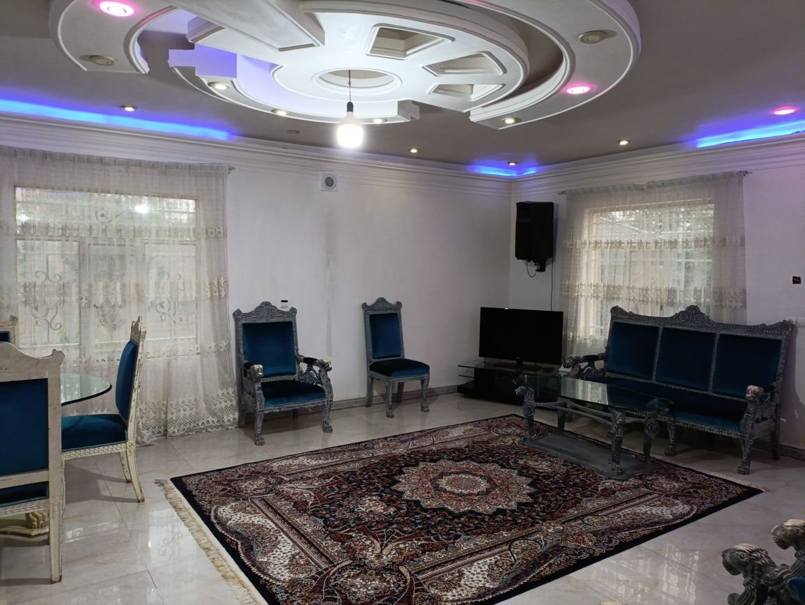 سه خوابه استخردار آبگرم سعیدآباد