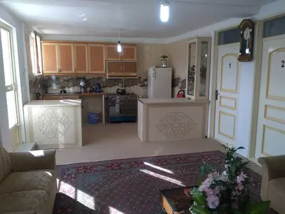 سوئیت پنج خوابه پنج حور