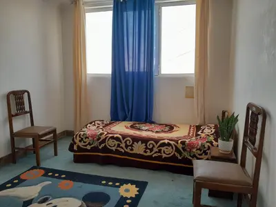 آپارتمان دوخوابه خاتم 1