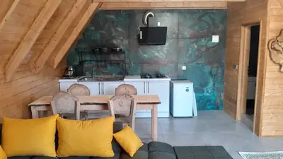 کلبه یک خوابه لاویدا