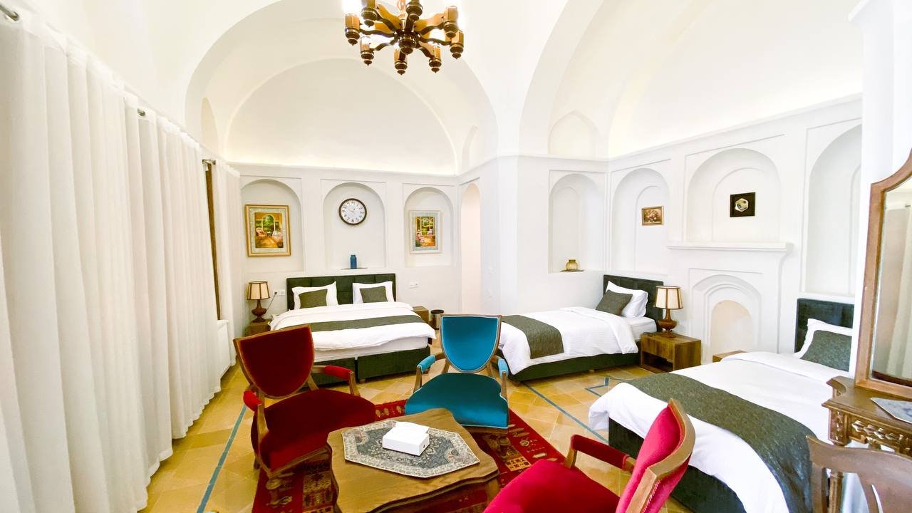 اقامتگاه سنتی افصح الدوله خانه قجری - واحد شاه نشین بزرگ