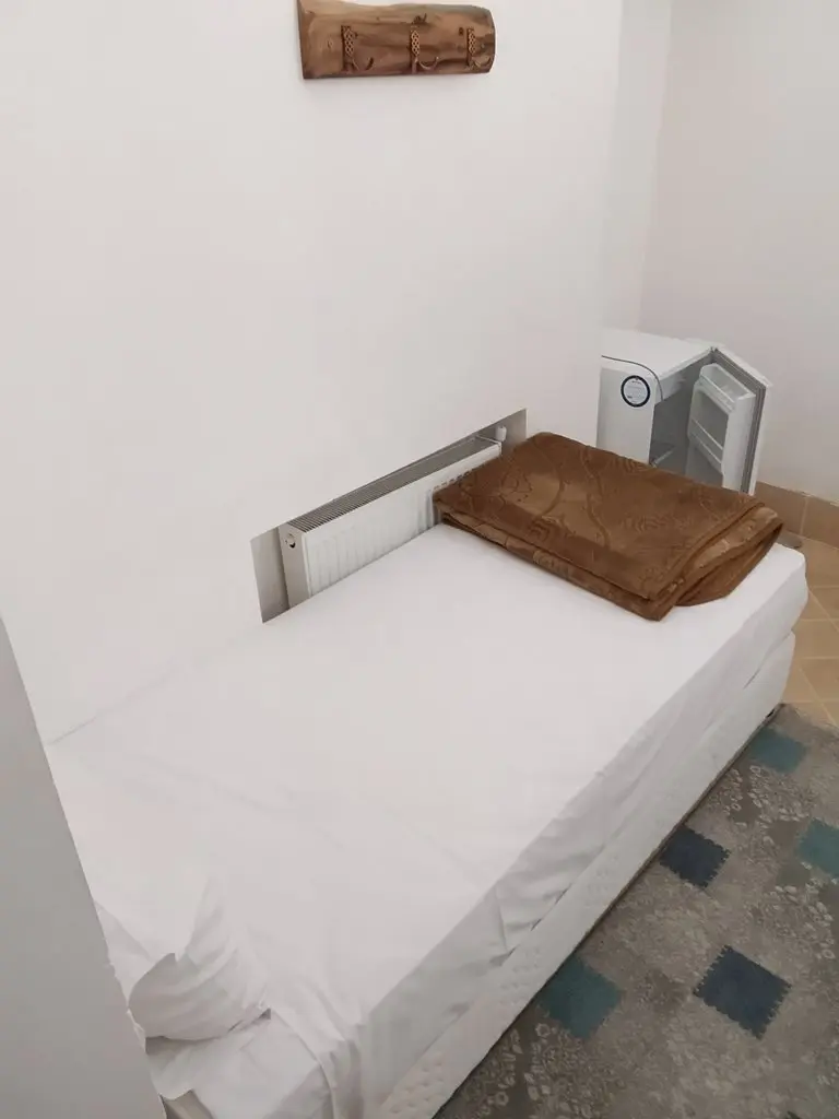 اقامتگاه سنتی اقامتگاه سنتی گلابتون یزد - واحد بی ۰۲