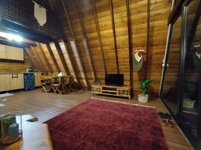 کلبه یک خوابه چوبی سینا