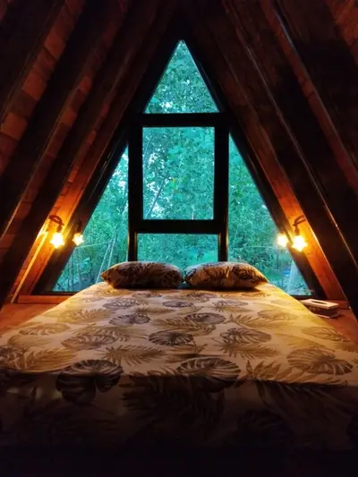 کلبه یک خوابه چوبی سینا