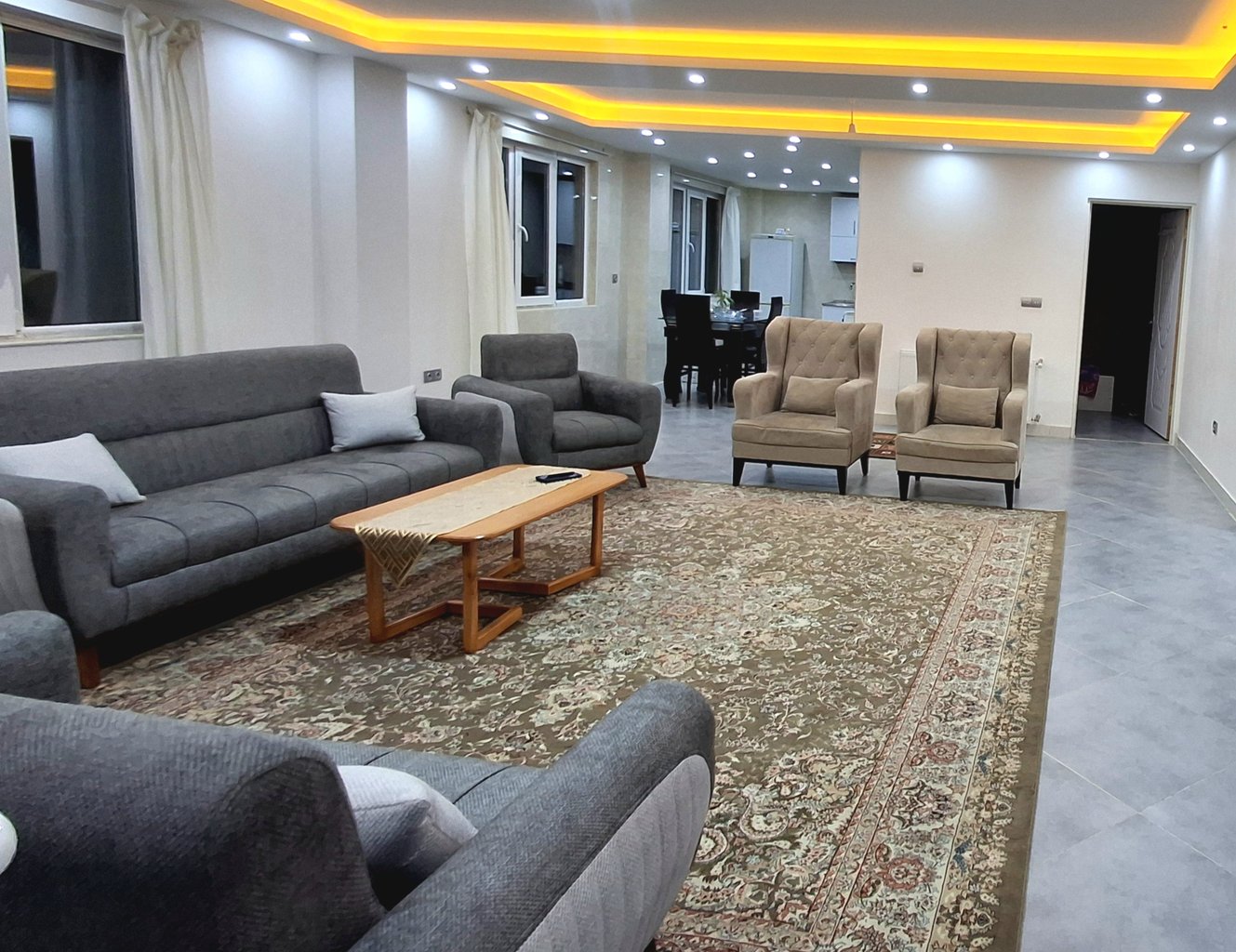 آپارتمان یک خوابه امیری چله بر