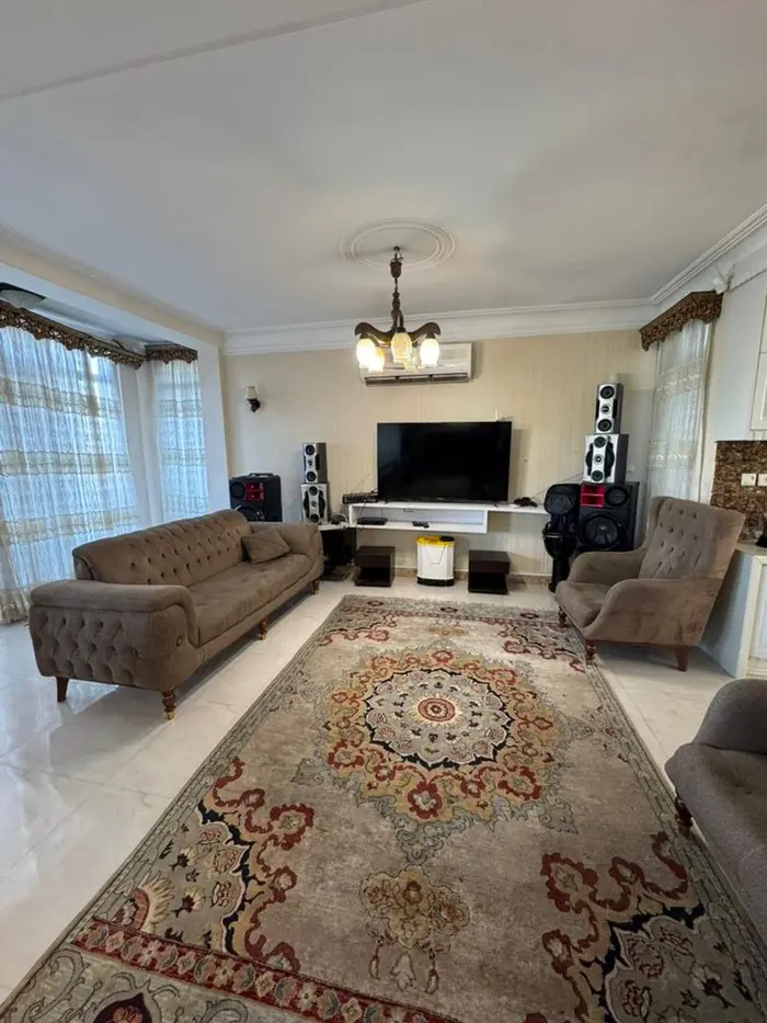 ویلا چهارخوابه ساحلی استخردار دریا