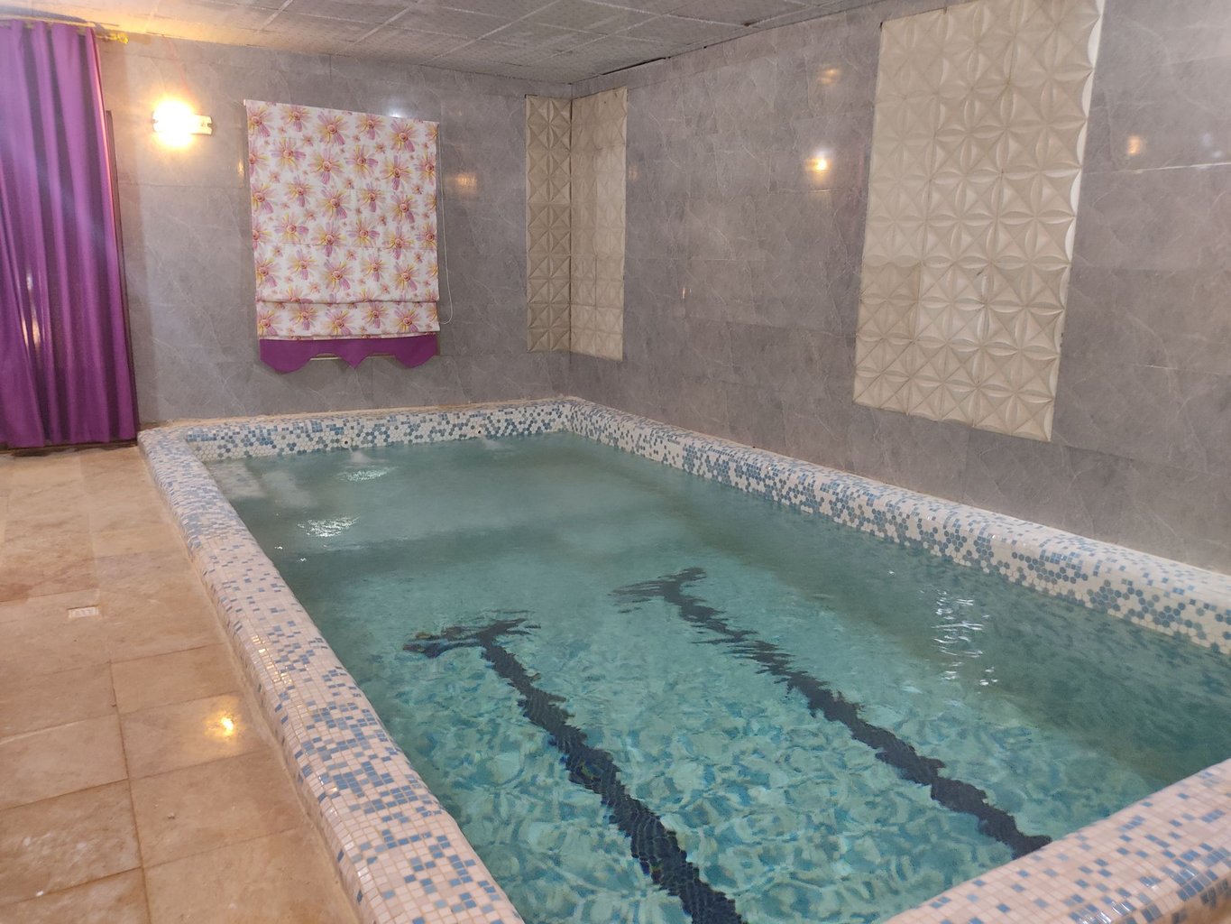 دوخوابه استخردار آبگرم ارغوان 2