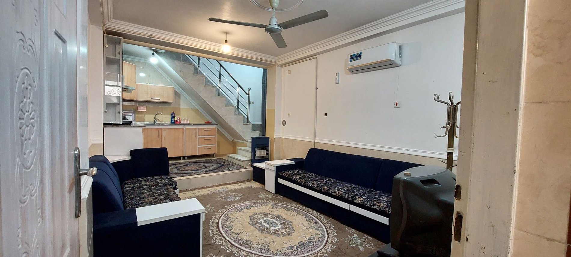 یک خوابه لاری