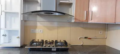 سوئیت یک خوابه لاری