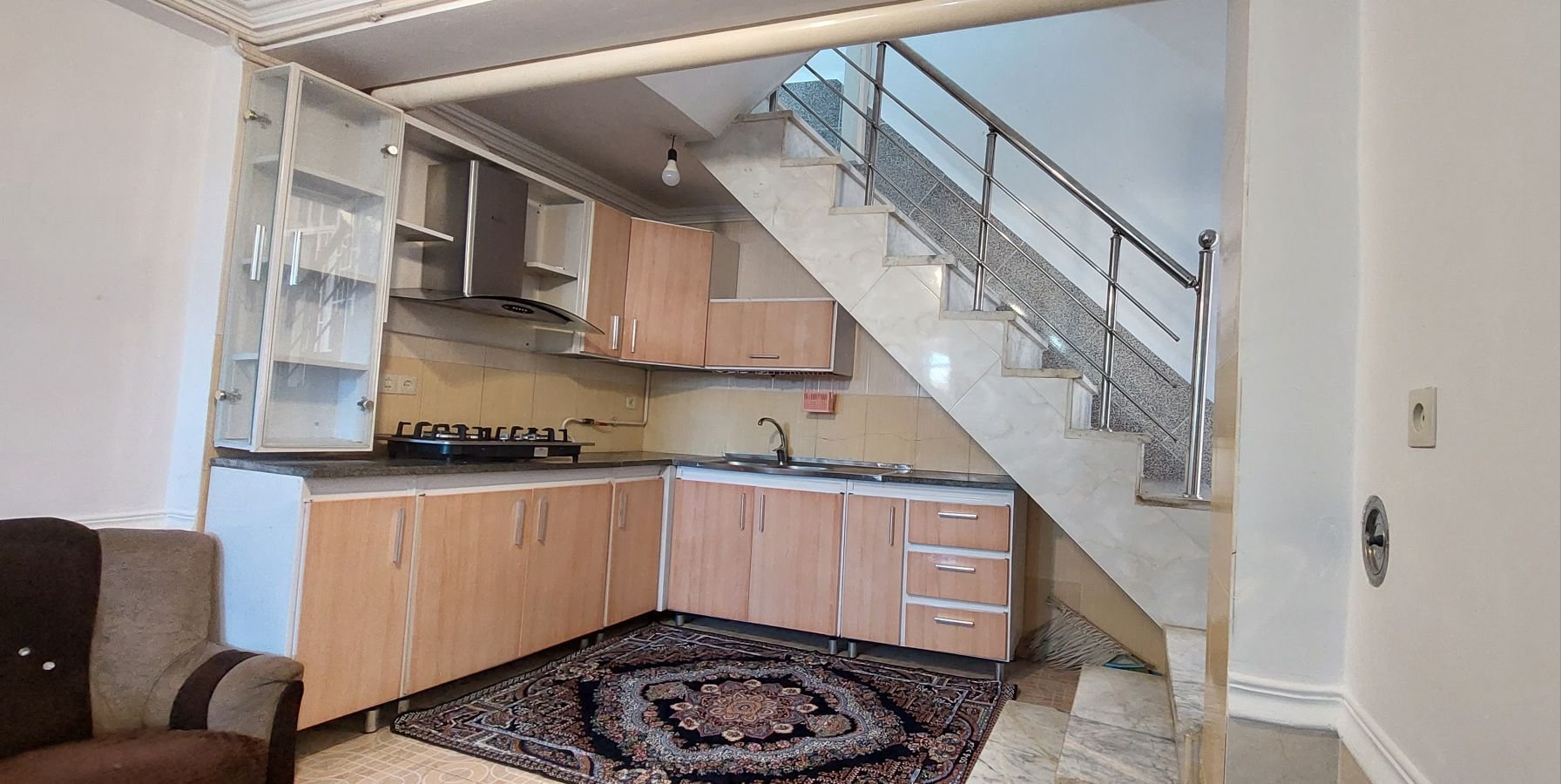 یک خوابه لاری