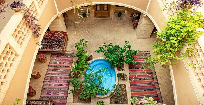 اقامتگاه سنتی آرا - واحد مولوی