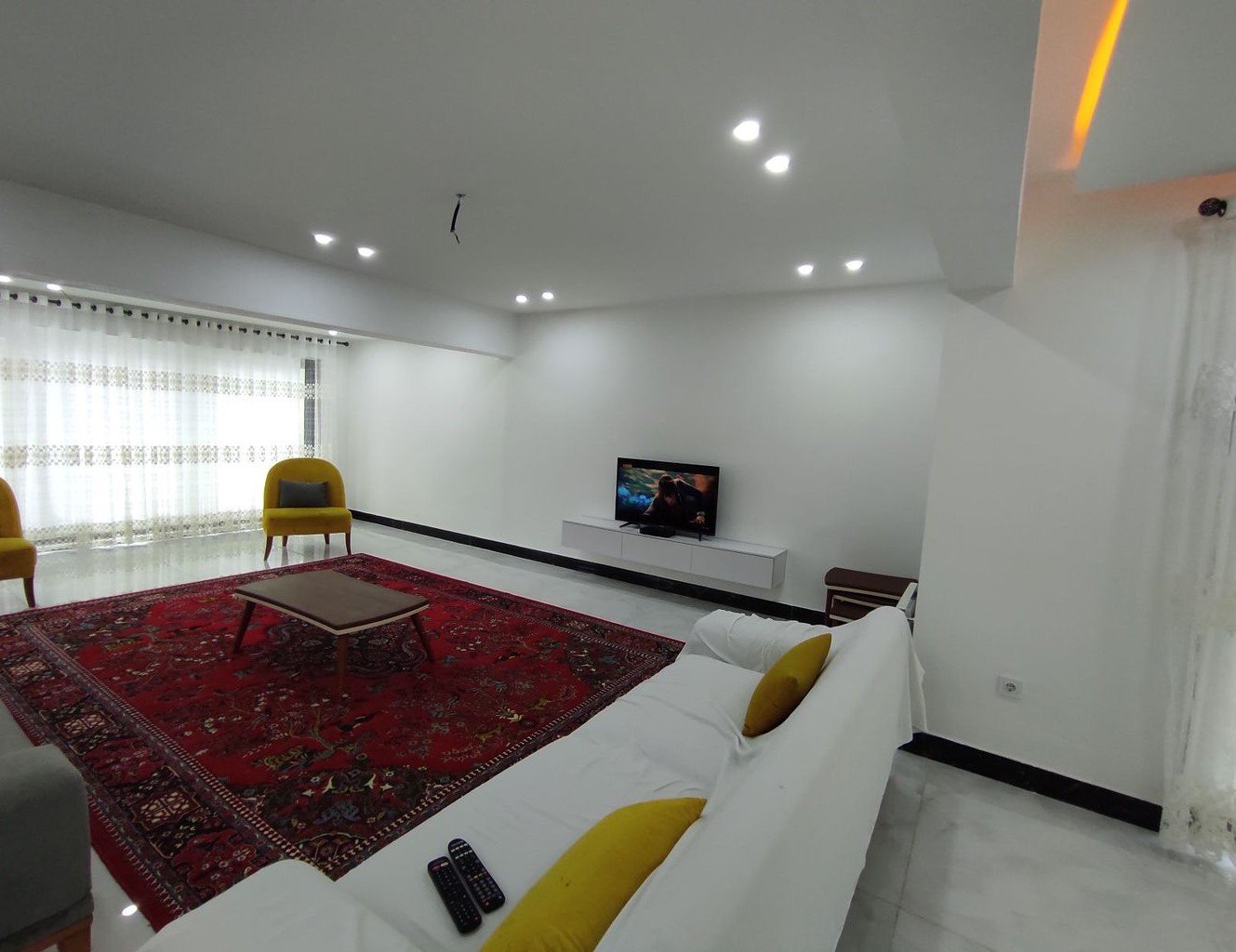 ویلا چهارخوابه تریپلکس غازیان