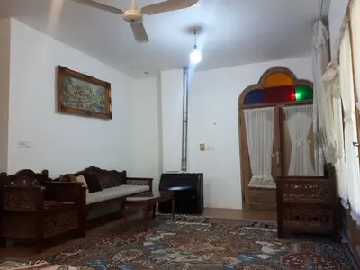 بومگردی ماه سلطان دشتی - واحد خوش نشین