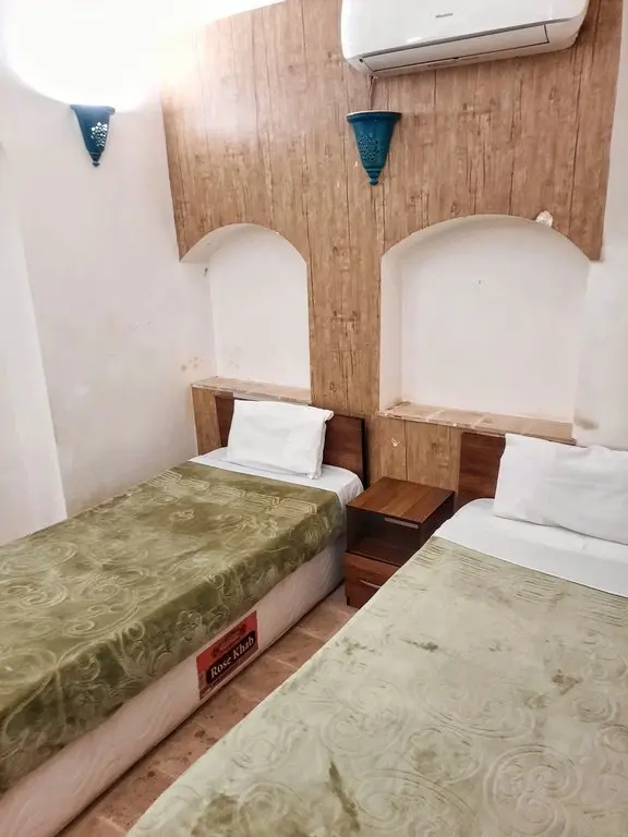 اقامتگاه سنتی آرا - واحد سعدی